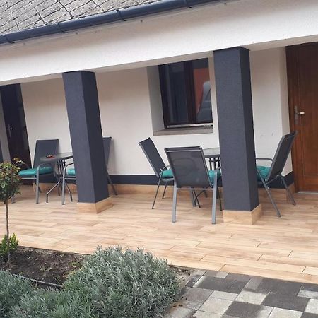 Éden Apartman Hajdúszoboszló Extérieur photo