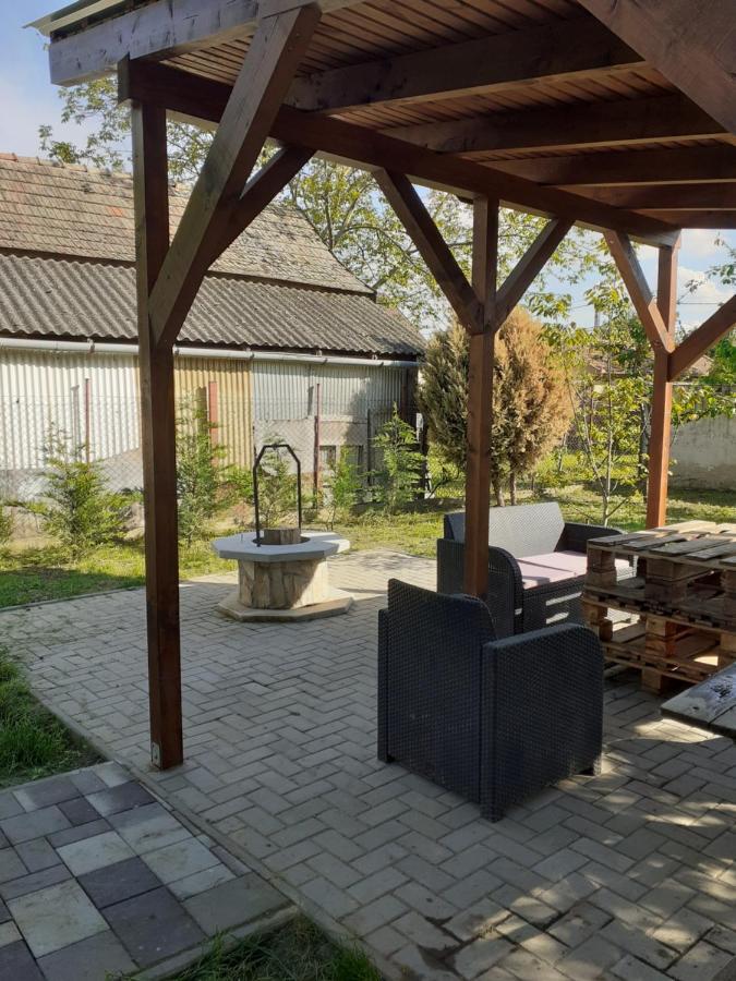Éden Apartman Hajdúszoboszló Extérieur photo