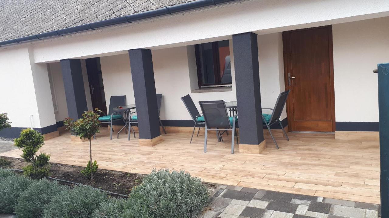 Éden Apartman Hajdúszoboszló Extérieur photo